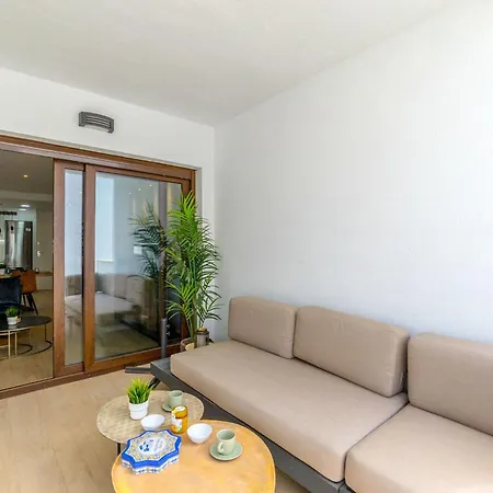 Laguna By Interhome * טורבייחה